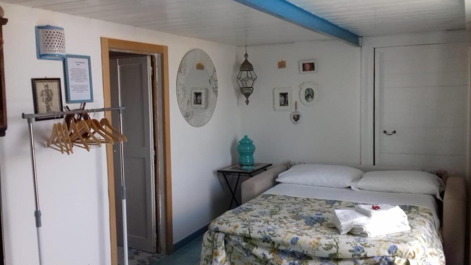 Hotel La Casa Sugli Archi Ponza Pokój zdjęcie