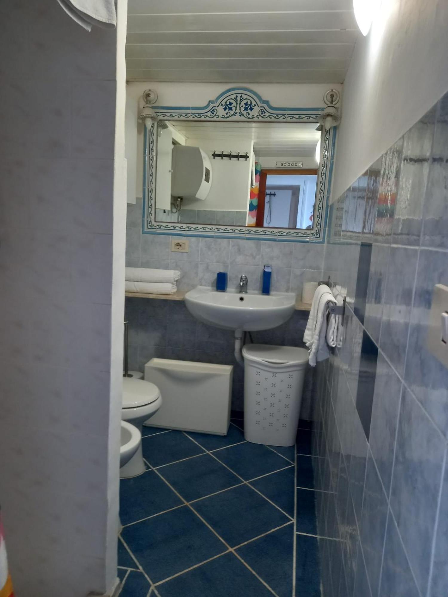 Hotel La Casa Sugli Archi Ponza Zewnętrze zdjęcie
