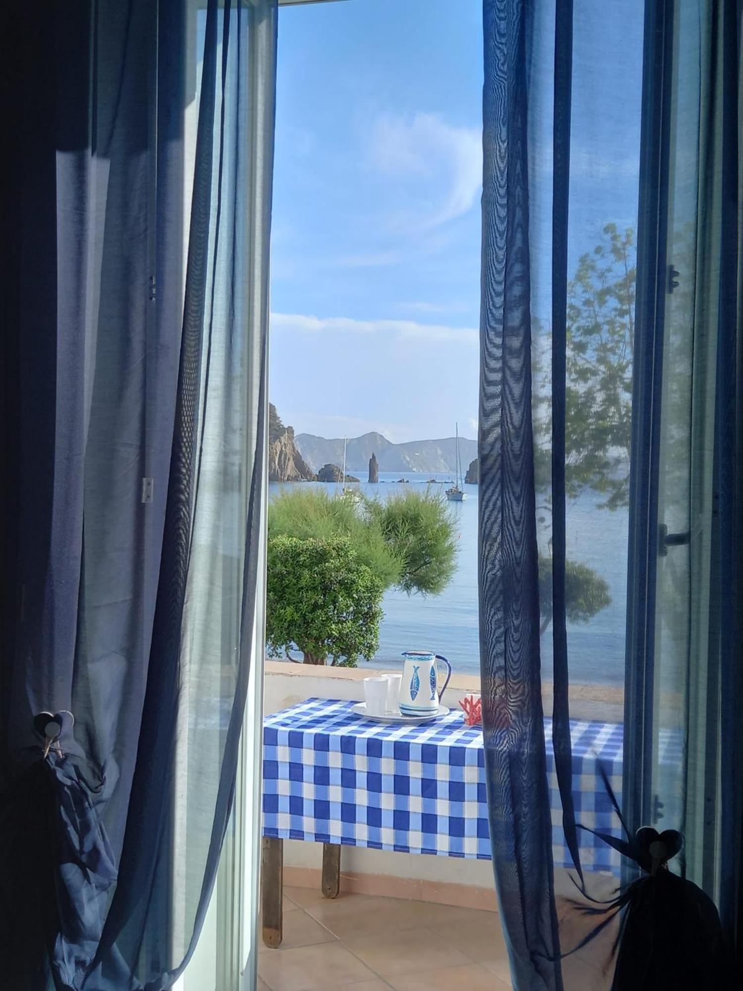 Hotel La Casa Sugli Archi Ponza Zewnętrze zdjęcie