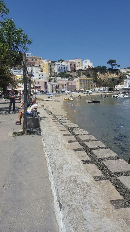 Hotel La Casa Sugli Archi Ponza Zewnętrze zdjęcie